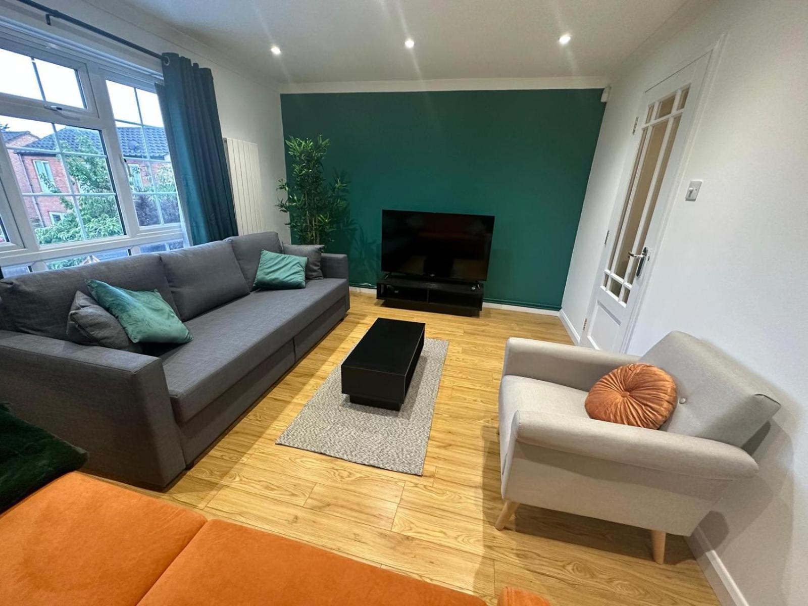 Rooms In Stylish House Milton Keynes Exterior foto